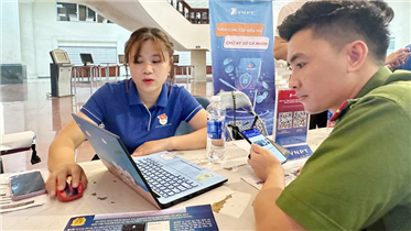 NGƯỜI DÂN CÓ THỂ ĐĂNG KÝ CẤP CHỮ KÝ SỐ CÁ NHÂN NGAY TRÊN ỨNG DỤNG VNEID