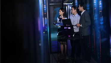 TƯƠNG LAI CỦA THƯƠNG MẠI ĐIỆN TỬ GỌI TÊN CÔNG NGHỆ ĐIỆN TOÁN ĐÁM MÂY